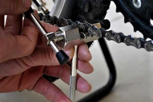 电动车链条怎么拆