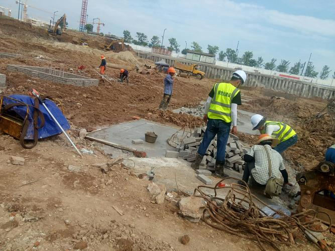 公路施工中放样技术的关键步骤与测量流程
