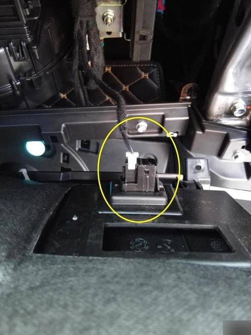 传祺gs8空调滤芯在哪里