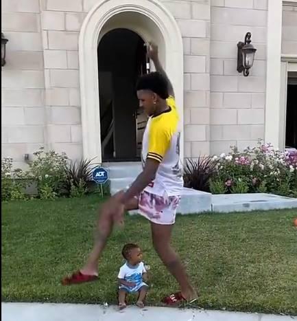 尼克-杨利用儿子还原艾弗森跨越泰伦-卢名场面