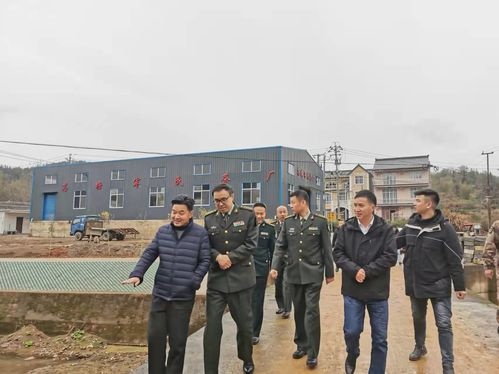 黄山军分区领导赴定点帮扶村开展新春慰问活动