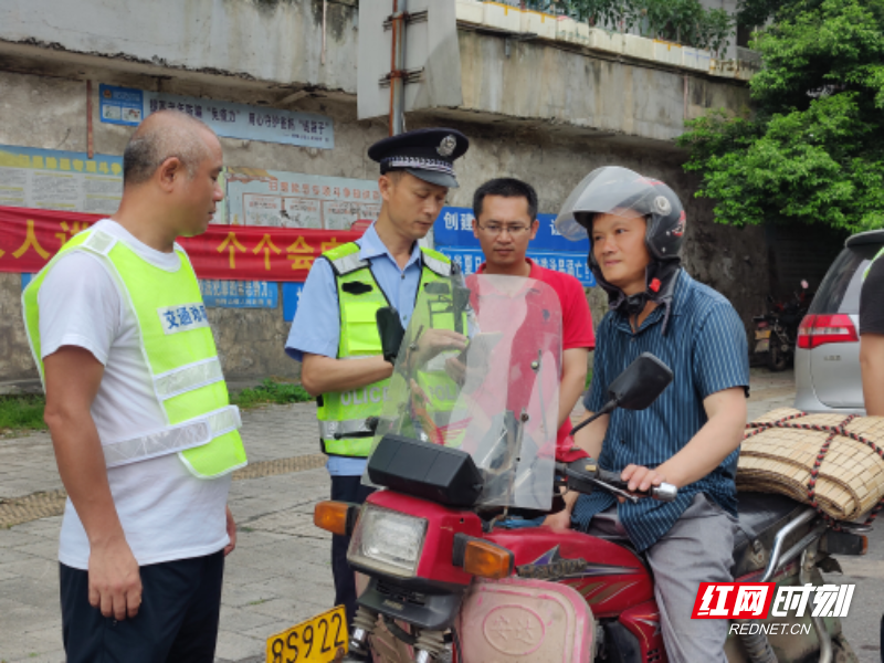 杨梅山镇:持续发力"戴帽工程",筑牢道路交通安全防线