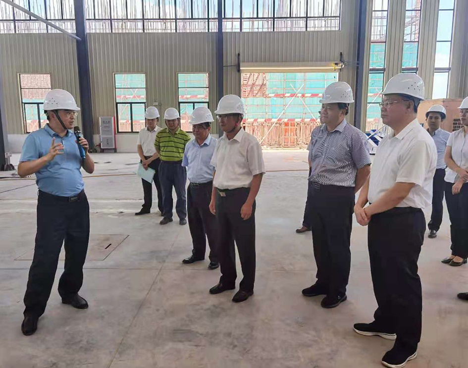 戚优华带队督导挂点服务企业和重点项目建设