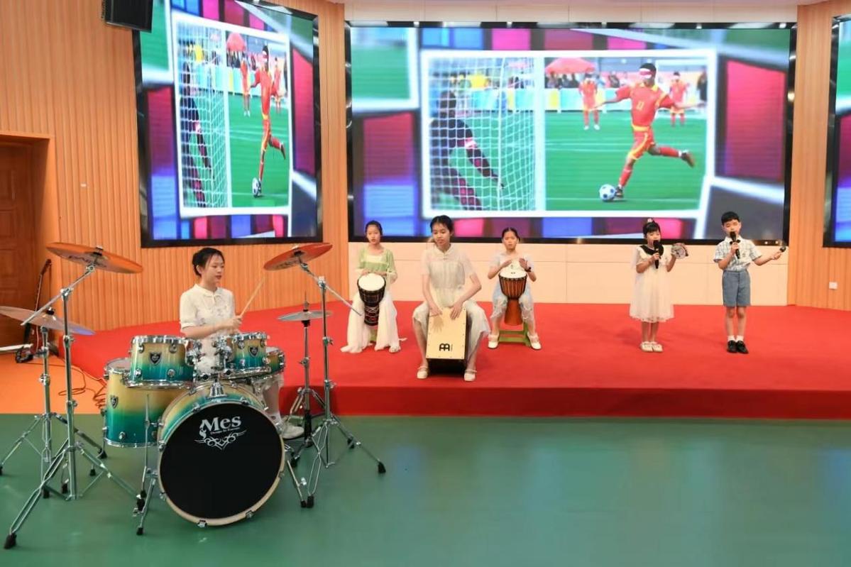 福州市盲校举办2023届毕业典礼暨盲校学子圆梦大学颁奖会