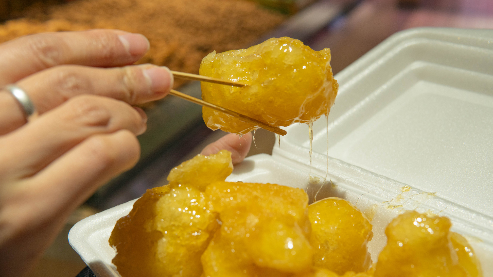 「新会旅游」司前油艇凸(糖不甩),平平无奇的甜蜜小天才