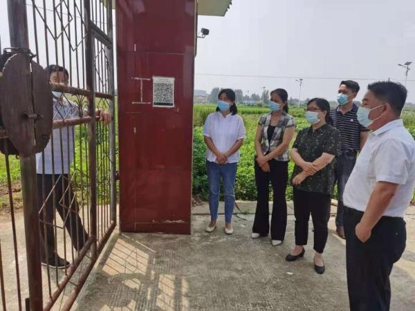 定远副县长张玲,许倩调研县级公益性公墓建设,民政服务机构疫情防控