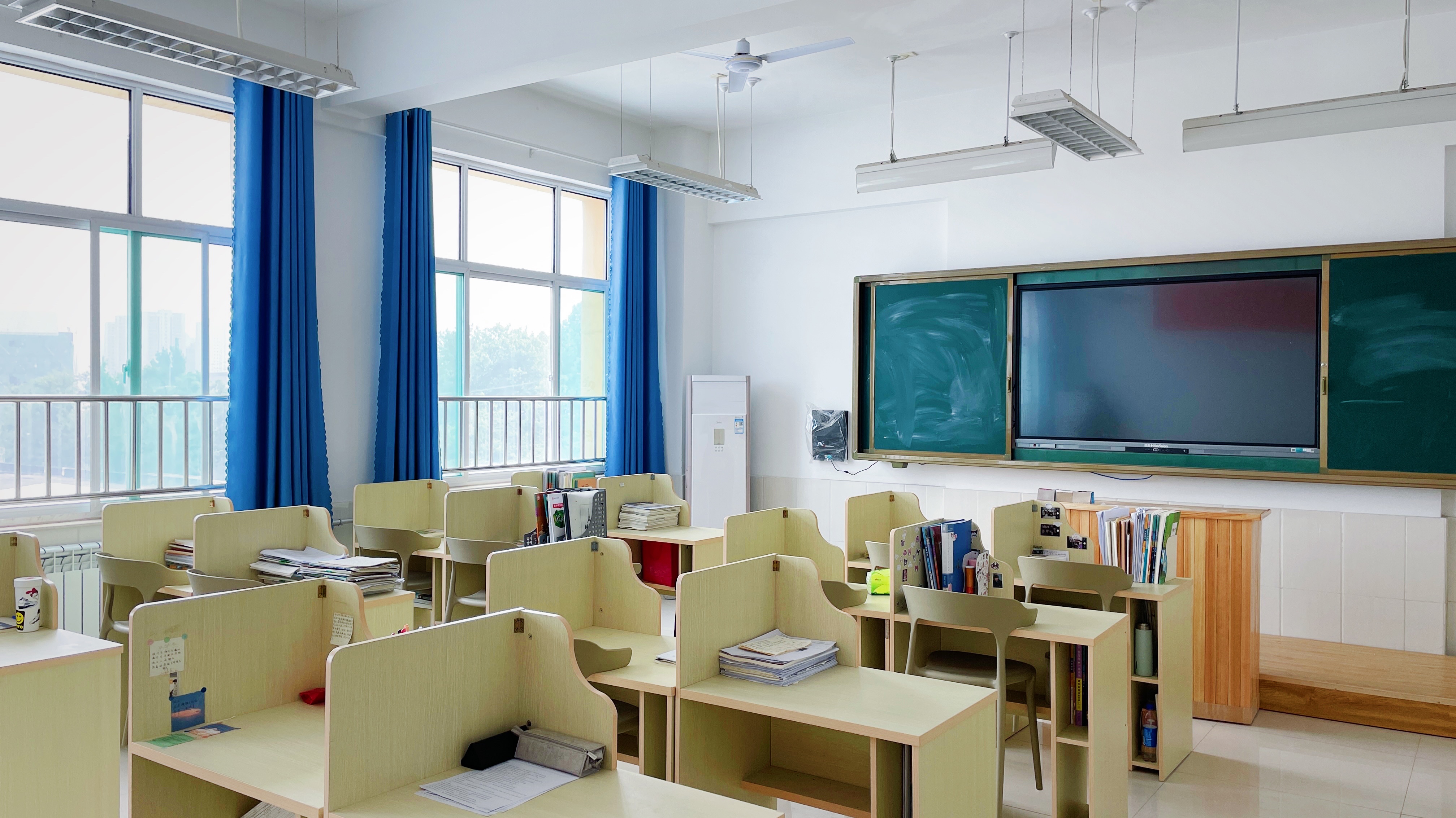 菏泽高考复读学校:我校成就精彩人生