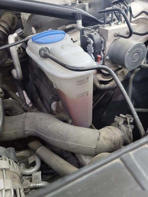 奥迪q5防冻液更换需要多少升?