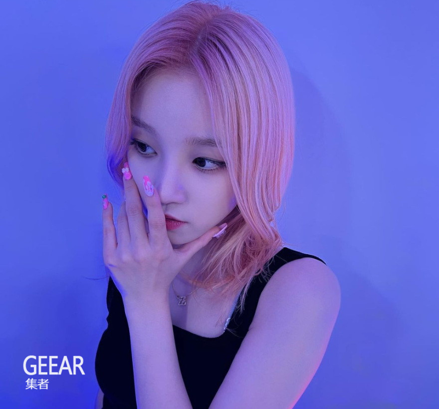 lisa,员瑛等一众韩星也爱的粉红美甲!