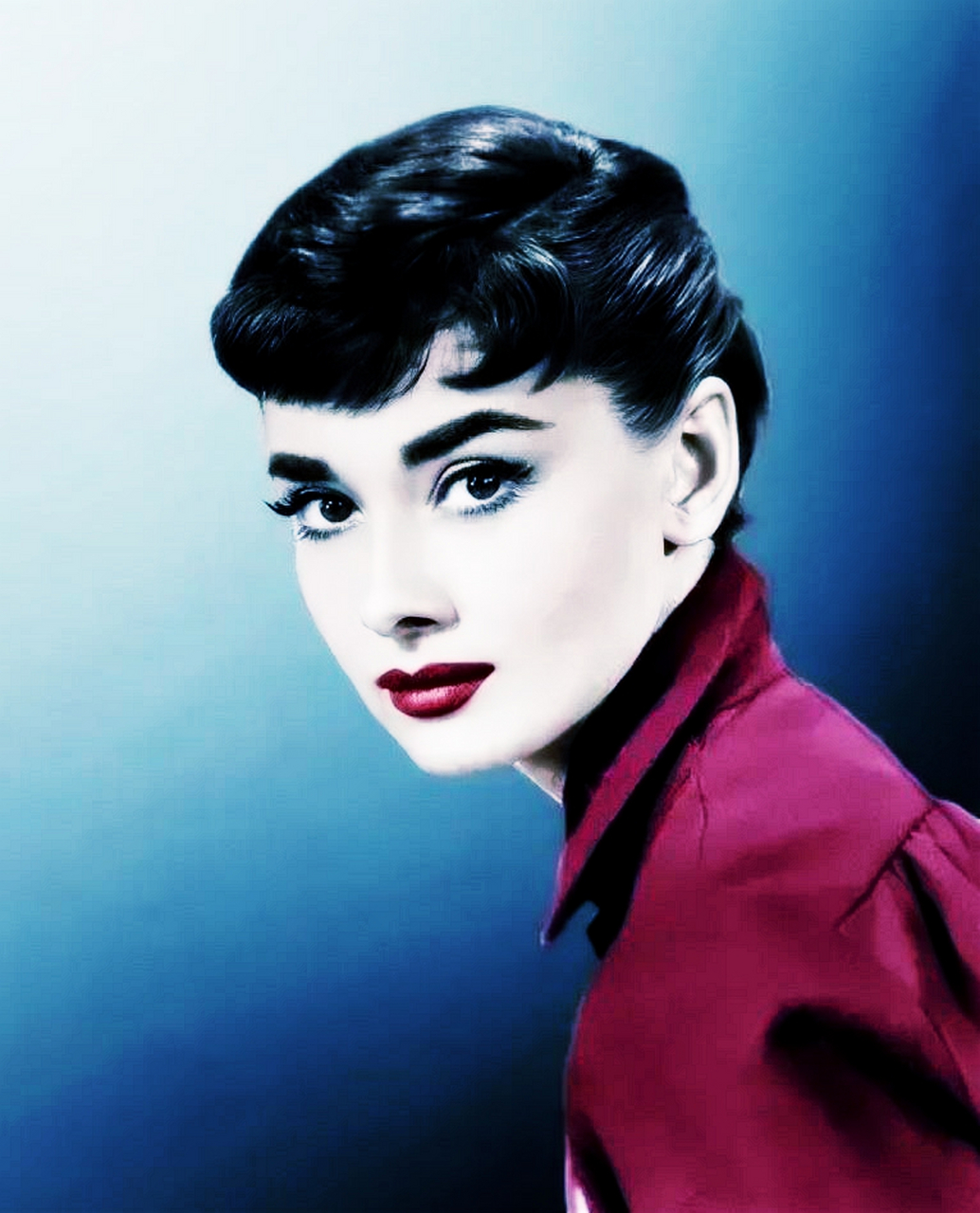 奥黛丽赫本这一年出生在一个动荡的年代.