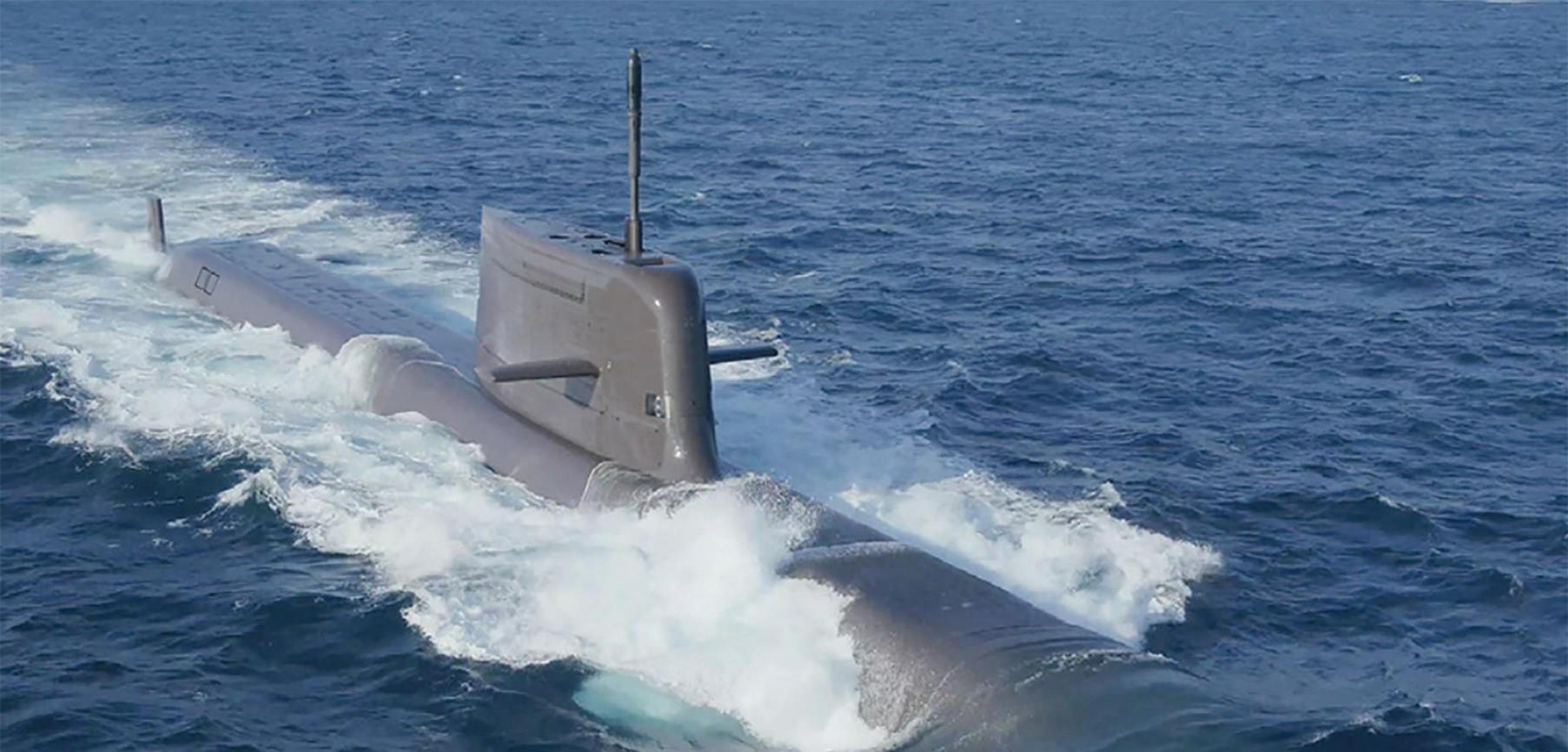 韩国海军最新一艘"安昌浩"级常规动力潜艇在韩国大宇造船厂下水,并