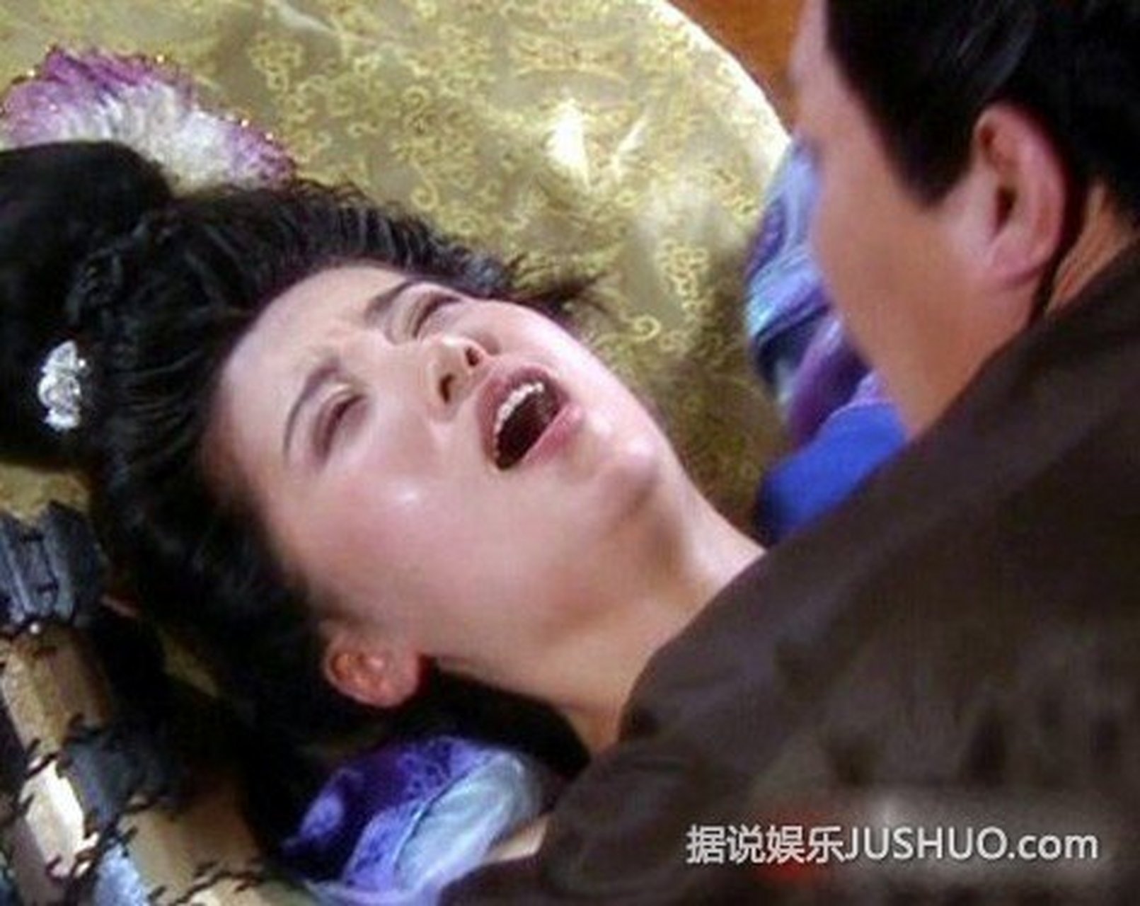 《大唐情史》是一部以唐朝历史为背景的电视剧,通过讲述高阳公主和
