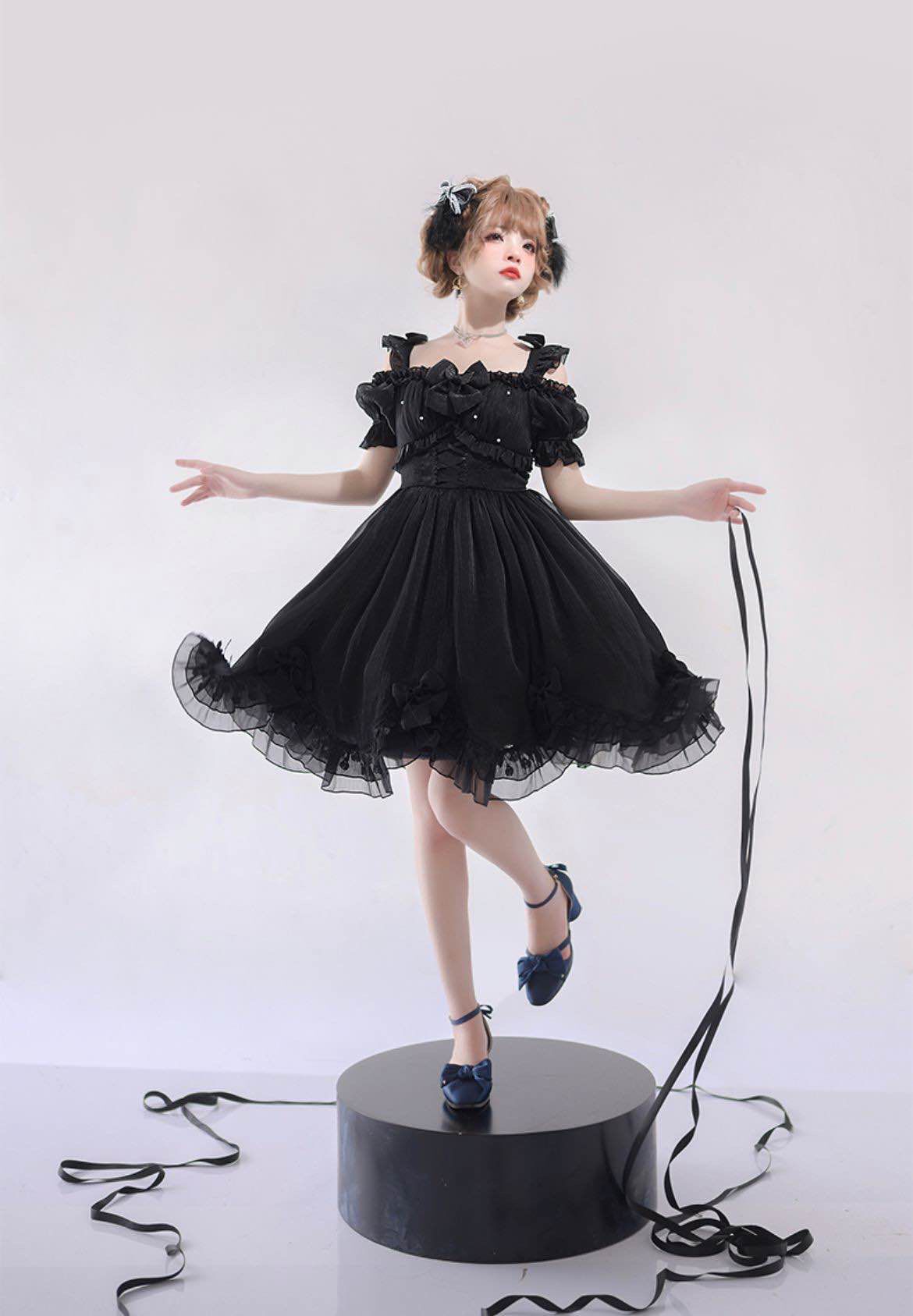 "纯欲风"洛丽塔赢了!版型显瘦,配色简单,上班,上学都能穿