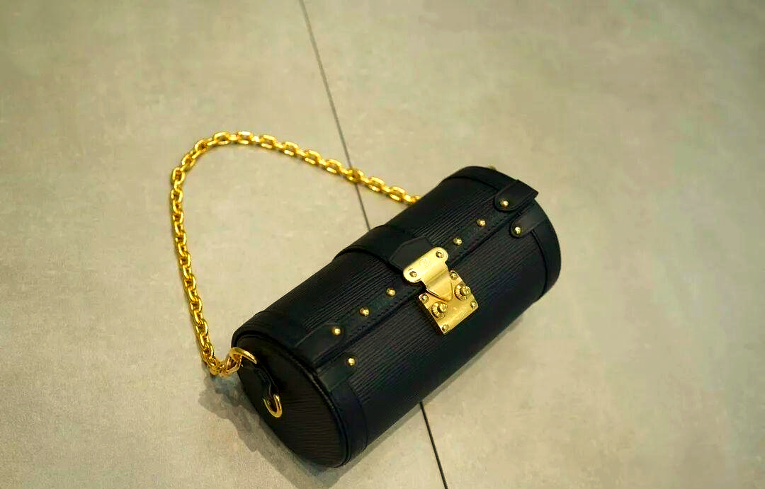 lv巴比龙笔筒包:时尚与实用的完美结合