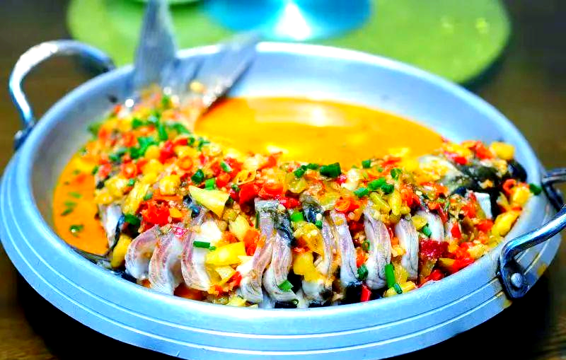 跳水鱼:一道色香味俱全的湘菜系美食