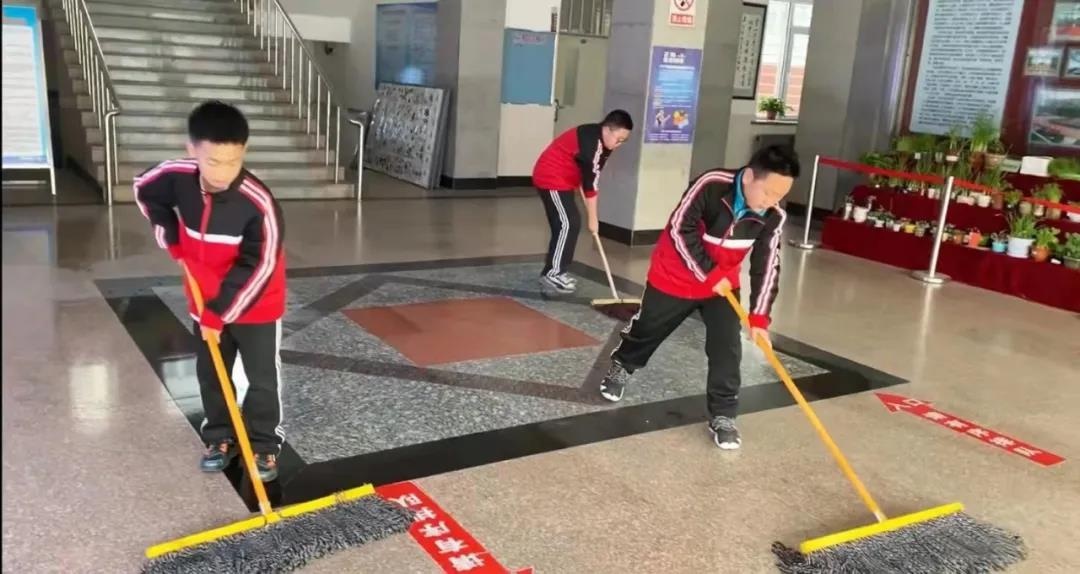 「"双减"在行动」锦州四中开展"以劳树德"劳动教育活动