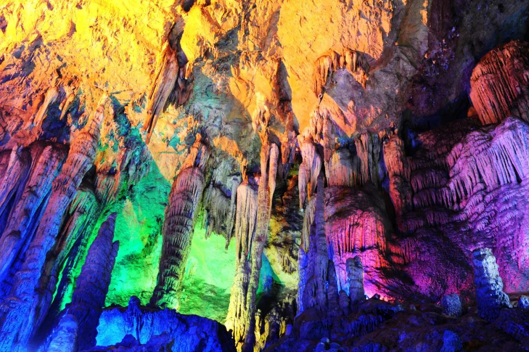 鄂中绿宝石 禅境养生地  夏日避暑胜地 人间仙境大洪山