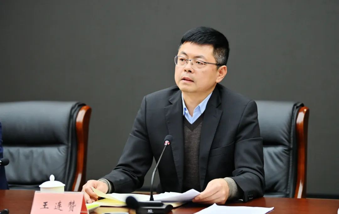 张桂森强调,要聚焦新质生产力,树牢新发展理念,推动工业园区标准化