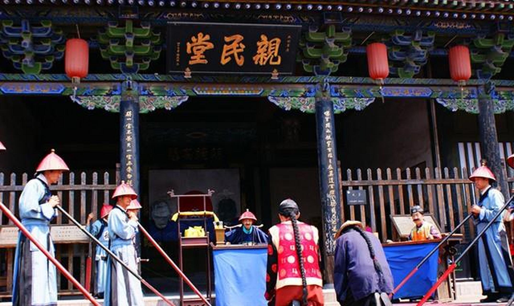 步军统领衙门,顺天府,五城巡城御史衙门是清代管理京师事务的三个主要