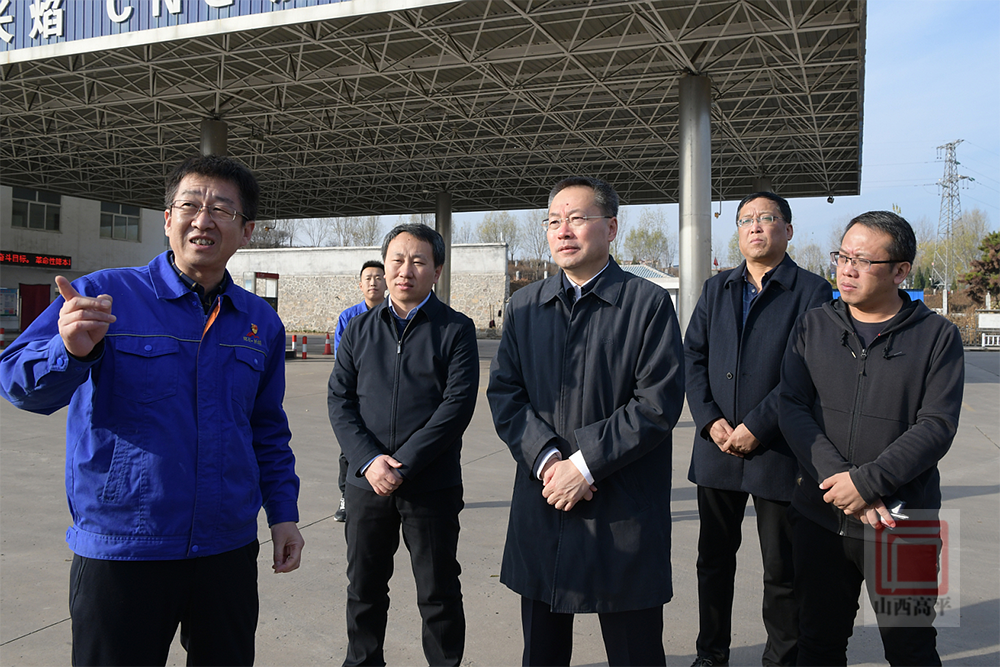 胡晓刚在调研供暖供气工作时强调:持之以恒抓安全 全力以赴保供热