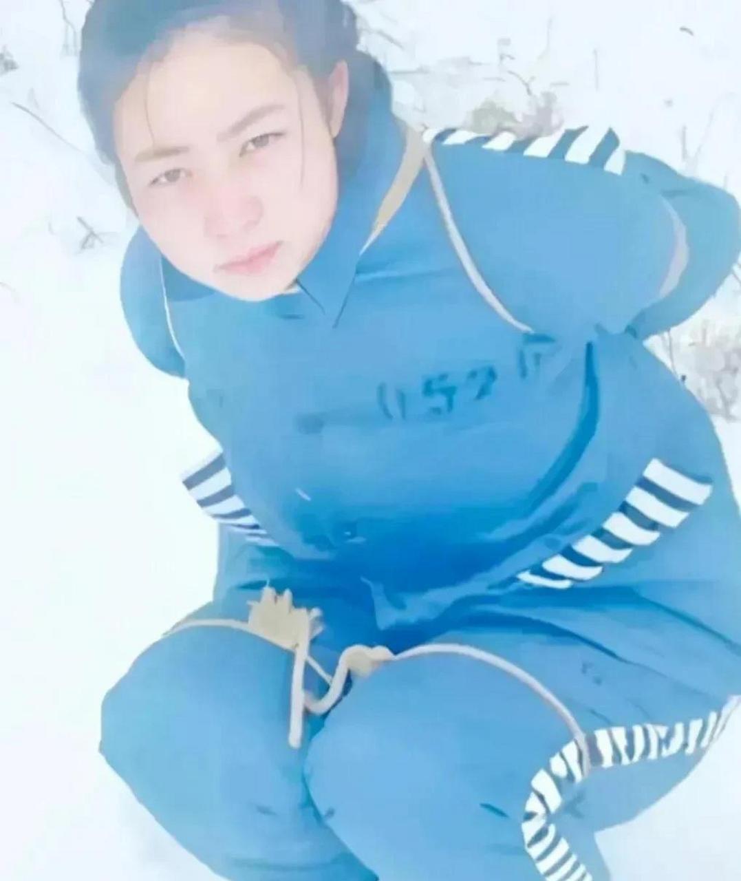 1991年寒冬的一天,19岁的女犯人被押入刑场,准备执行死刑.