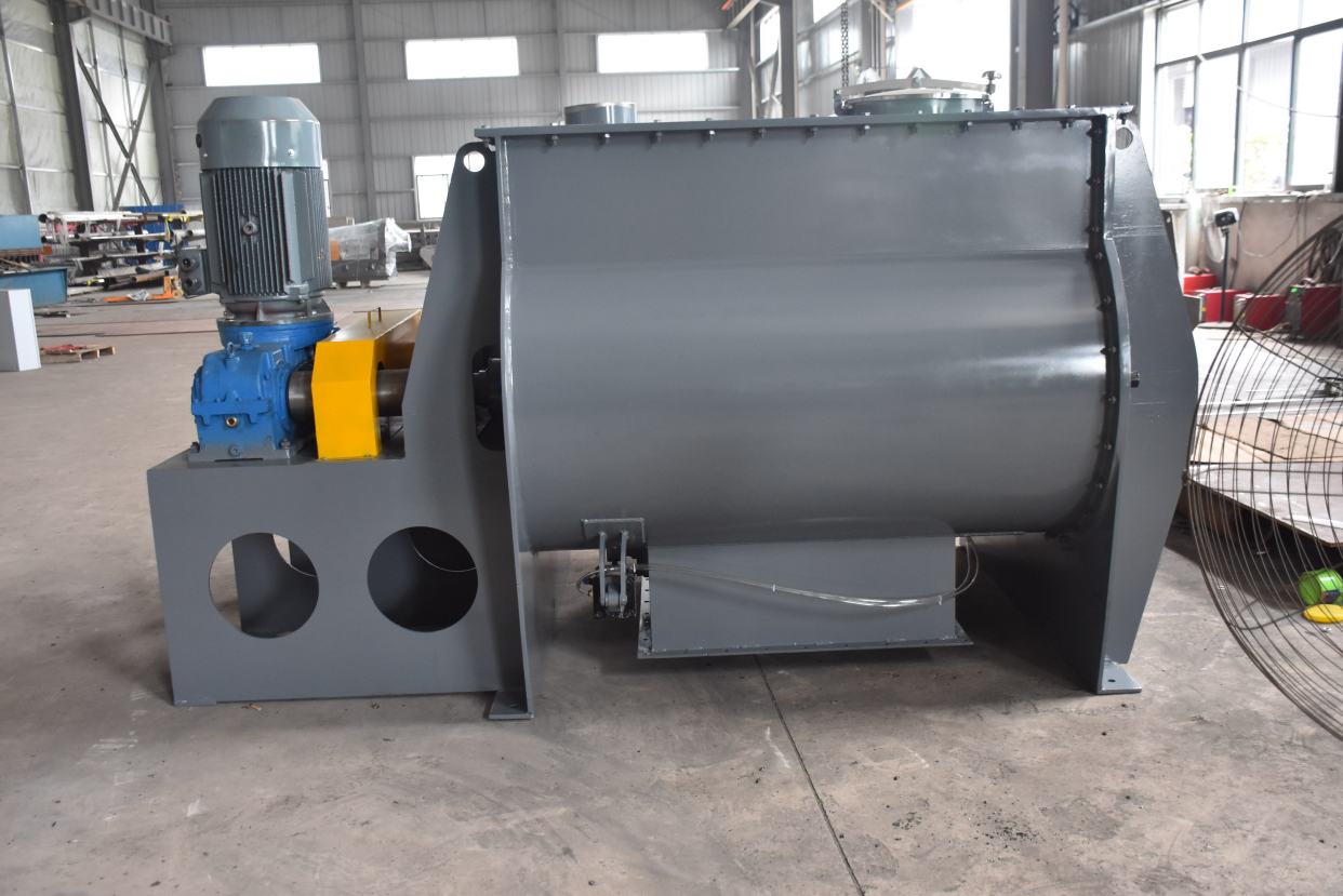 2023年新款双轴桨叶无重力混合机工作原理和性能优点有哪些?