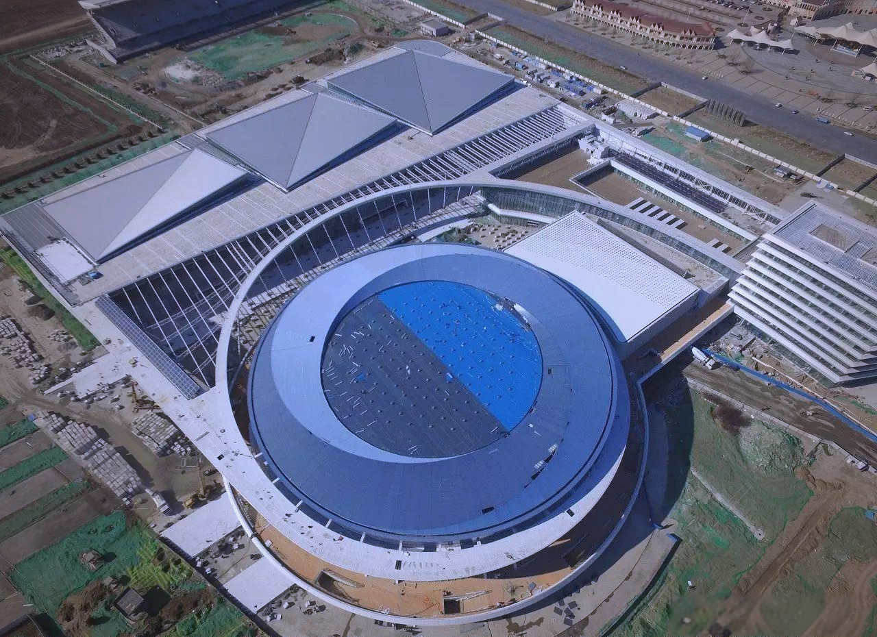 武清体育中心,作为第十三届全运会乒乓球比赛的新建场馆,其设计单位为