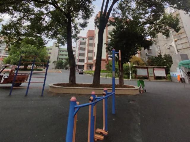 你好,麻城二中新同学!2023级新生报到
