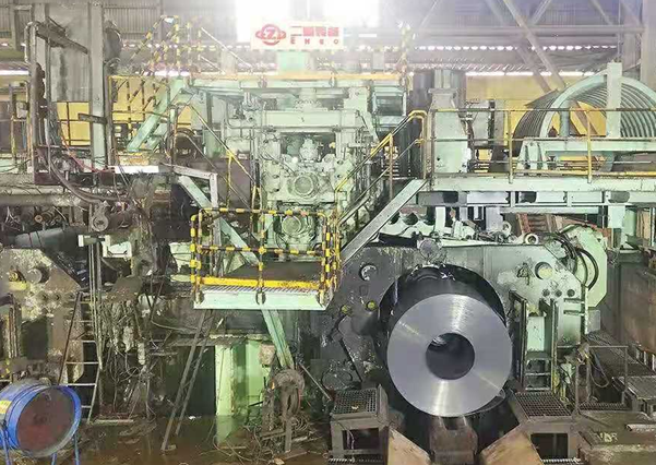 二重装备制造的涟钢2250mm热连轧3 强力卷取机组热负荷试车成功