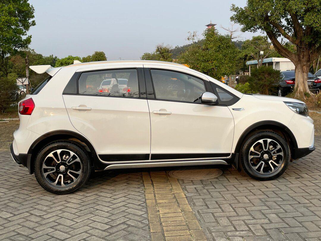 想问问吉利新远景1.3t的动力,油耗怎么样,小毛病多吗