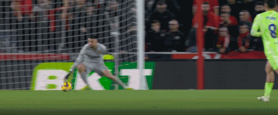 西甲-拉菲尼亚双响德容破门 巴萨5-1马略卡_巴塞罗那客场5-1大胜马略卡 西甲第19轮 亚马尔两脚精准传球带来两粒进球