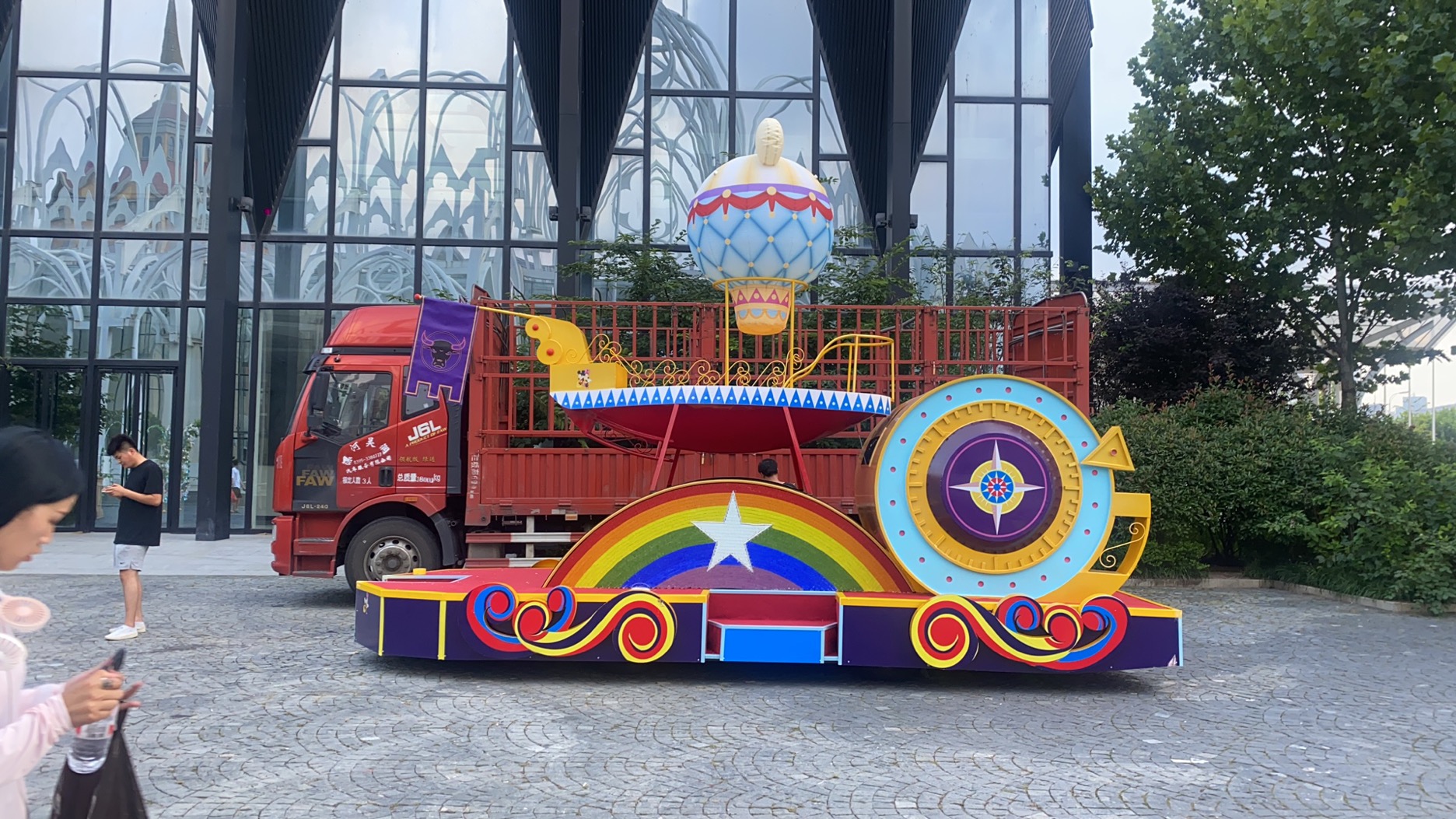 电动巡游花车哪里有?找我就对了老铁!