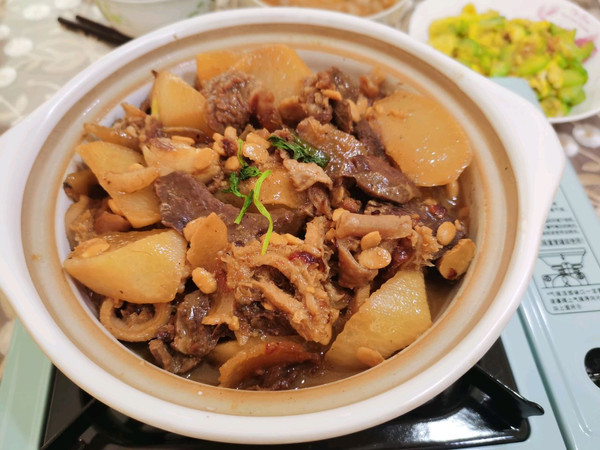 "家味道"之牛杂萝卜煲不入味?学我这样做,鲜香可口