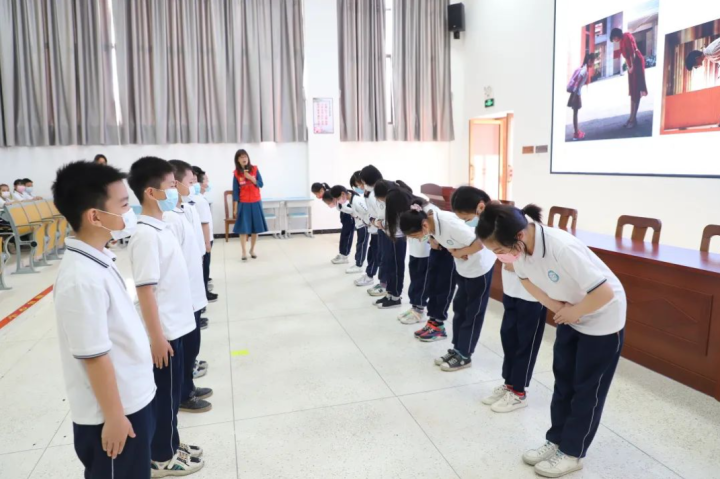 树文明新风!博罗实验学校开展生动文明礼仪培训