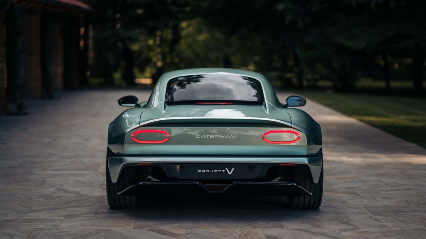 电动后驱双门跑车 caterham project v 亮相,采用 2 1 座椅布局
