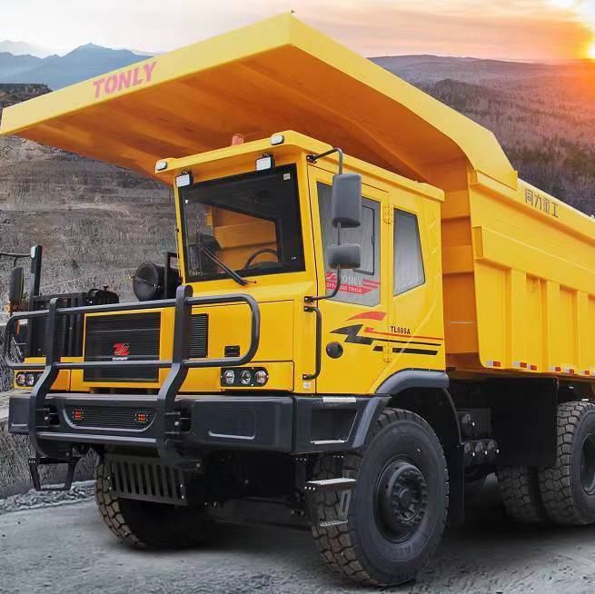 山东蓬翔宽体车