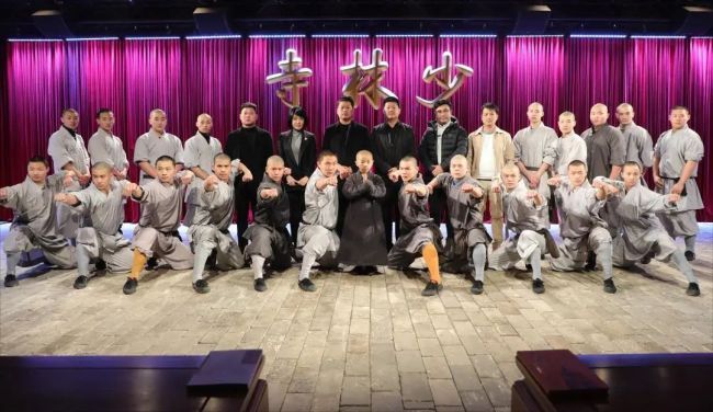 柬埔寨首相助理波尚琅一行参访少林寺