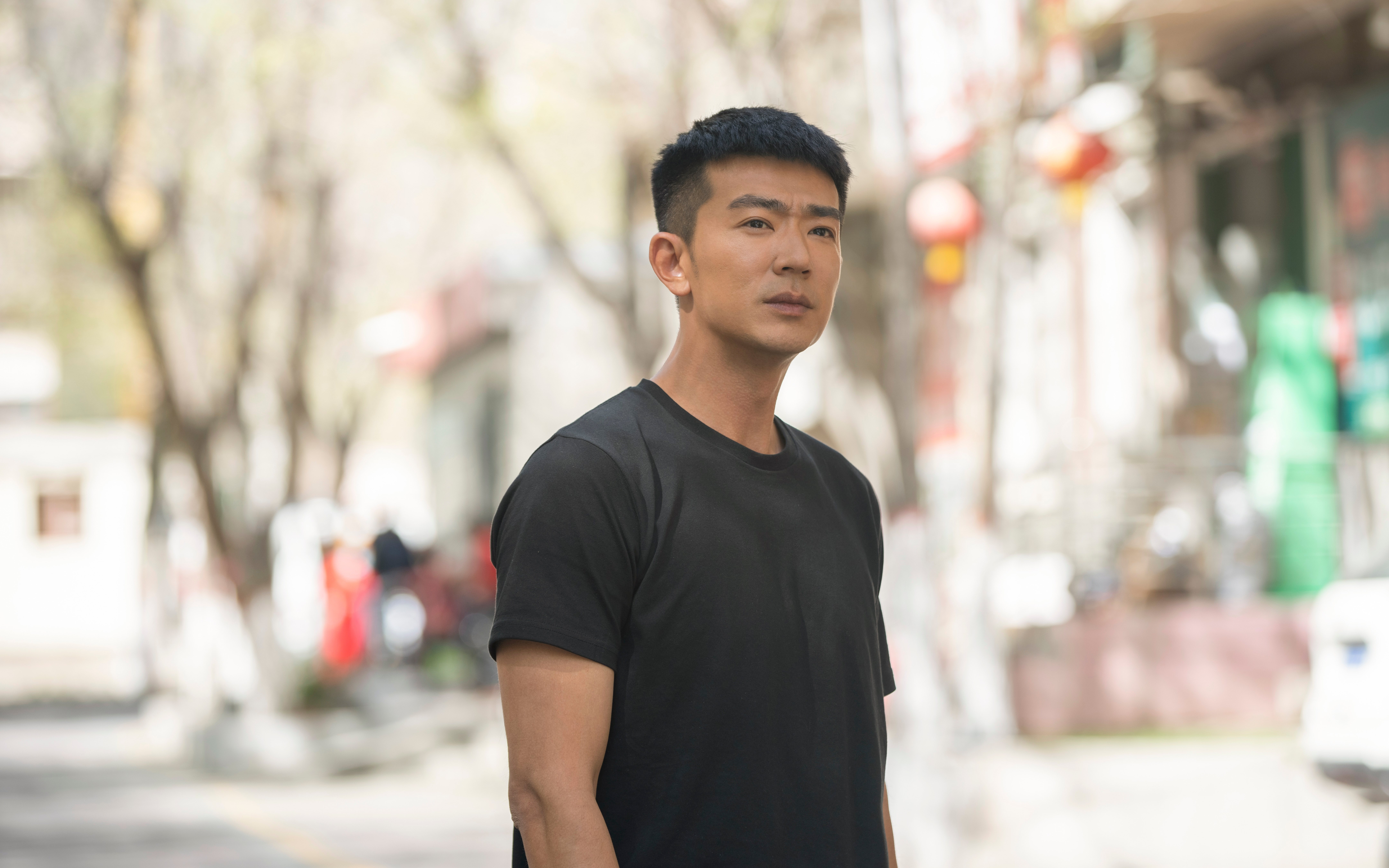 李岷城:敬佩如《归路》秦明宇一样的排爆特警丨角色