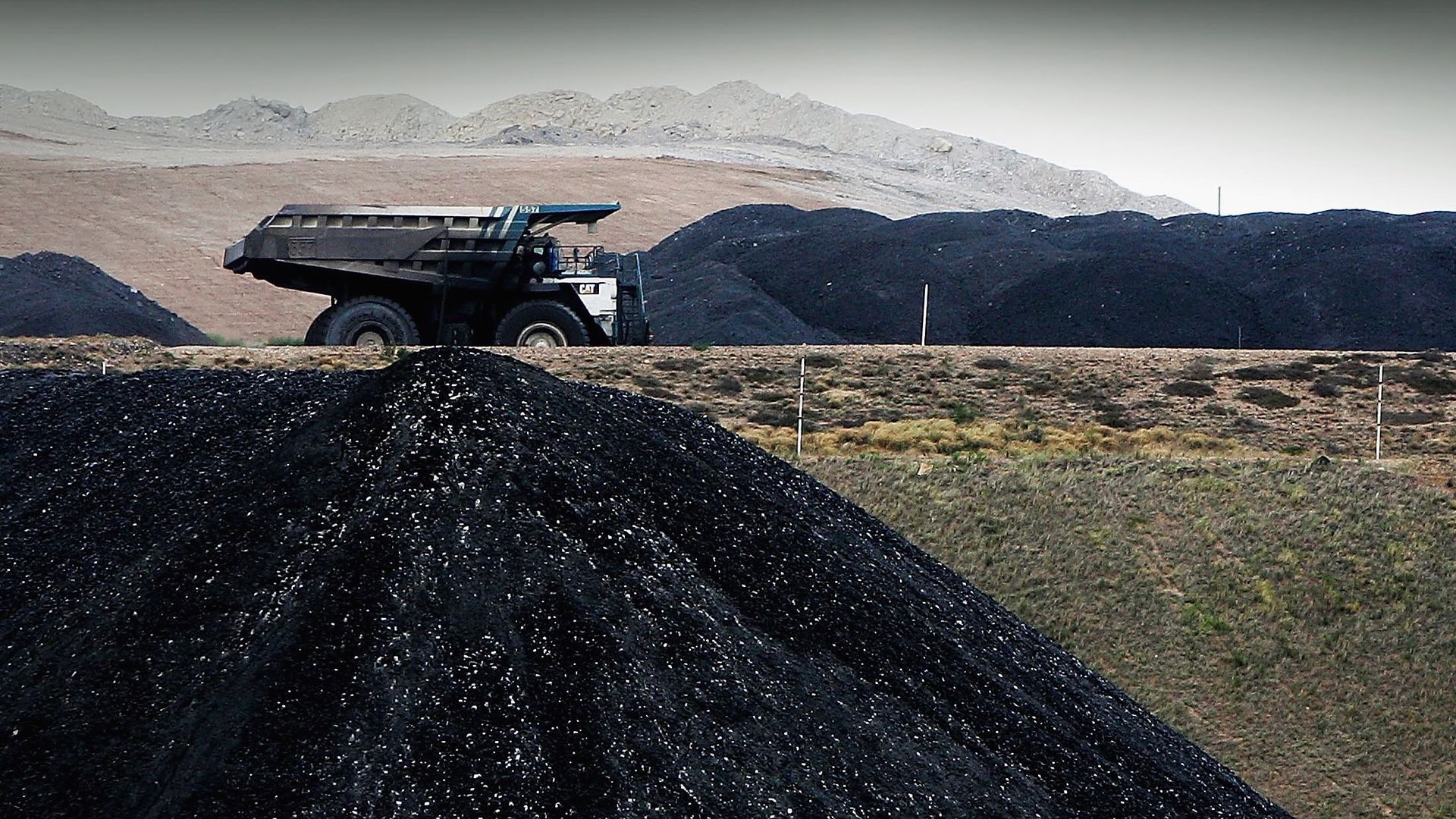 中国传封杀澳大利亚煤炭 澳贸易部长:或采取法律行动