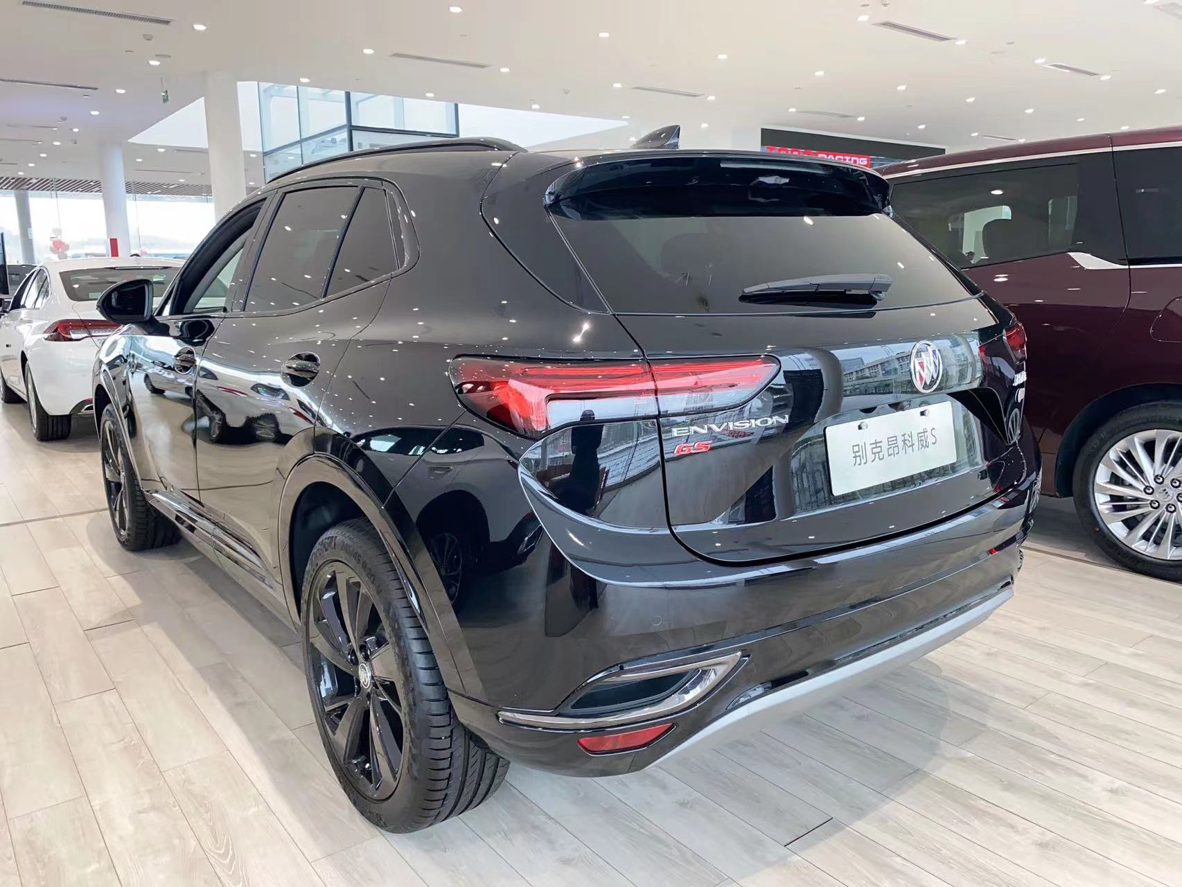 努力十年想给自己提一台昂科威sgs