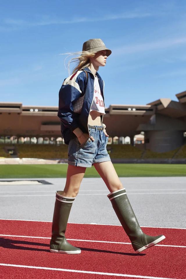 晴天穿雨靴?你真的有点时髦在身上