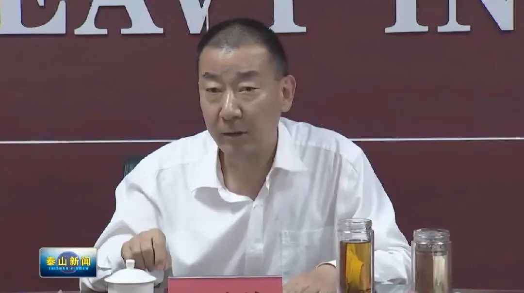 张培峰到泰安嘉和重工机械有限公司现场办公