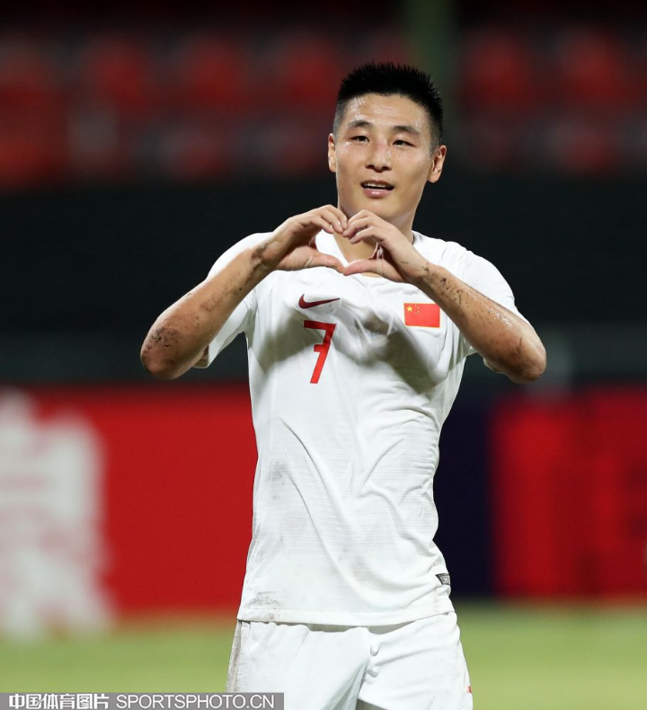 当选亚足联周最佳球员 武磊为中国足球融入世界而努力