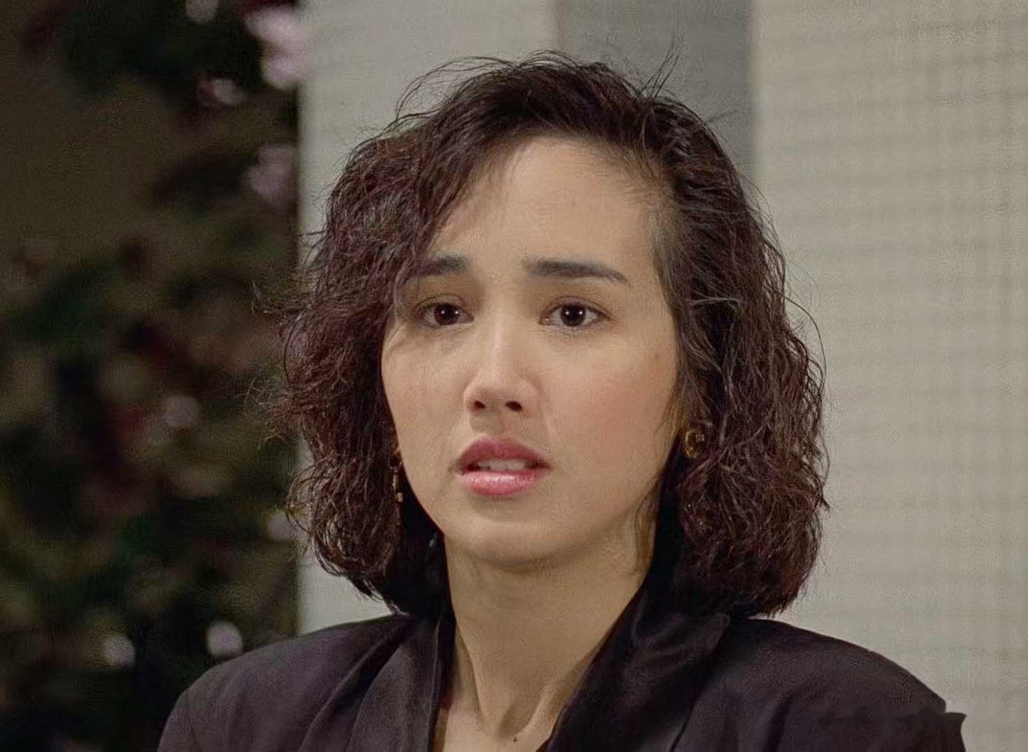 柏安妮,30岁退出影坛,留下安妮式微笑