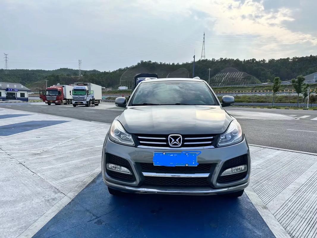 江铃驭胜s350柴油版两驱自动挡报价