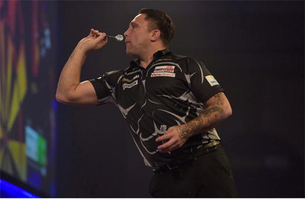 普莱斯首夺飞镖世锦赛冠军 世界排名升至第一