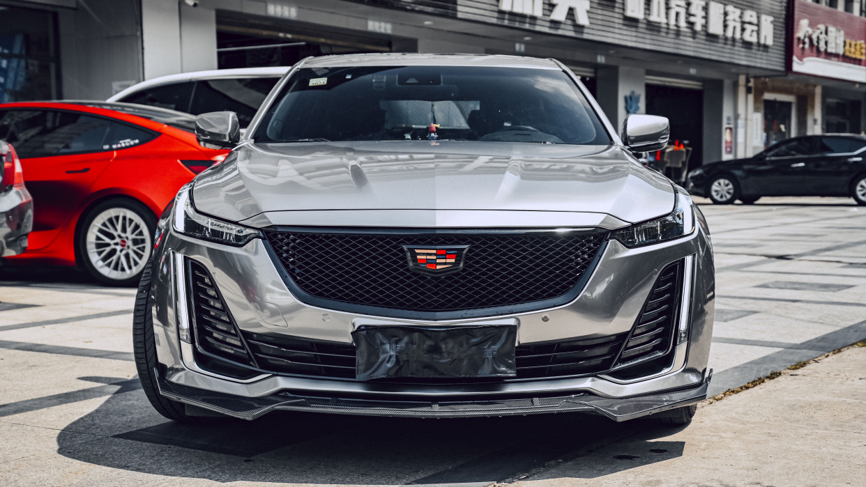 unic|凯迪拉克ct5改色液态金属银