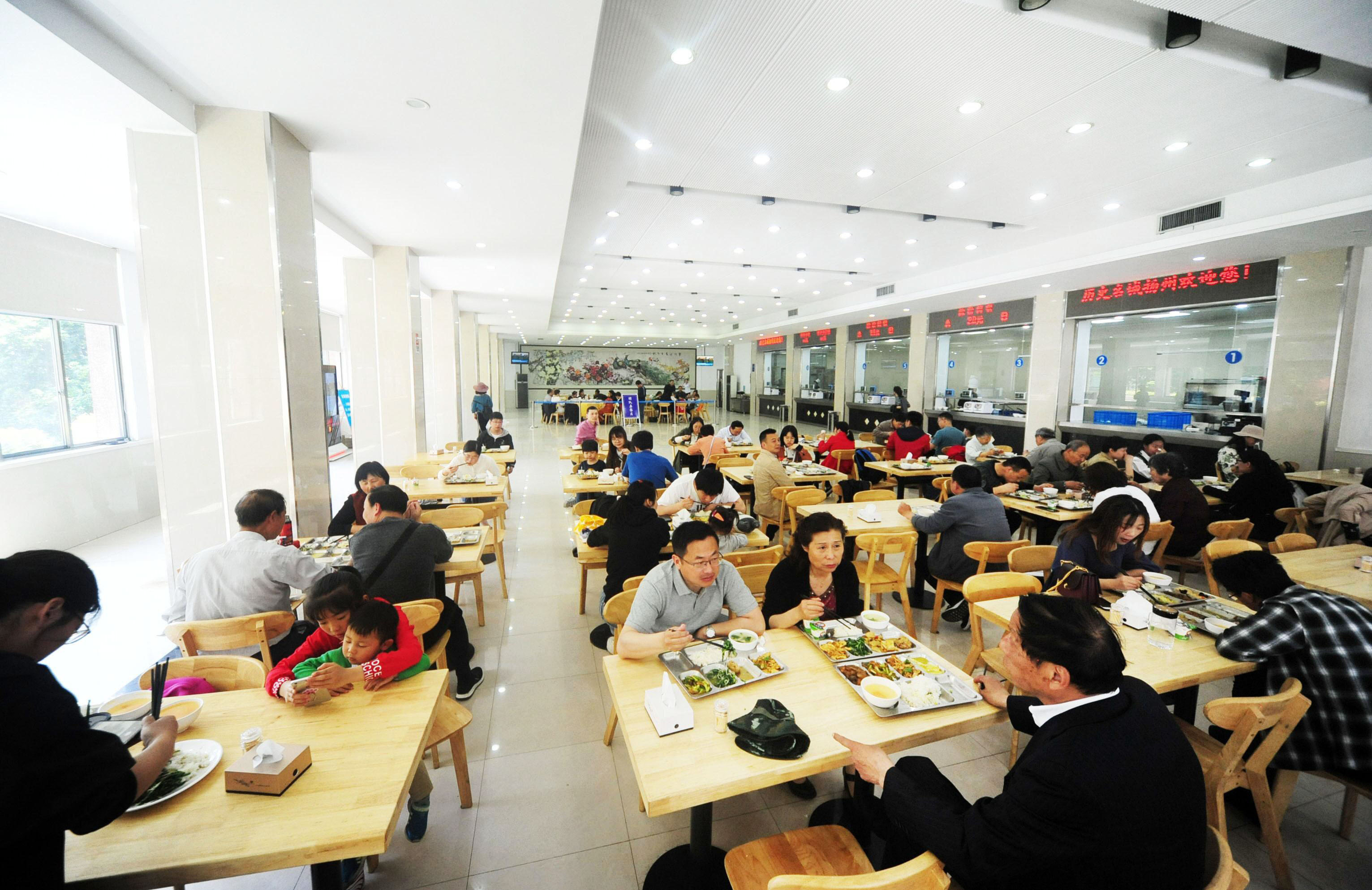 事业单位食堂物资采购项目如何进行?