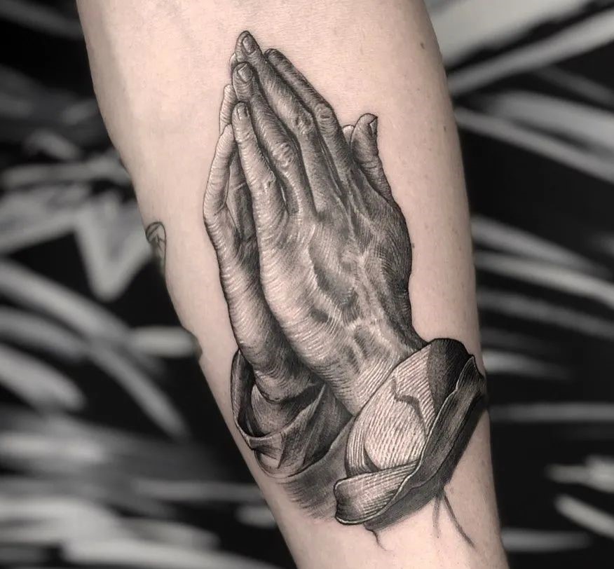 祈祷之手纹身的寓意