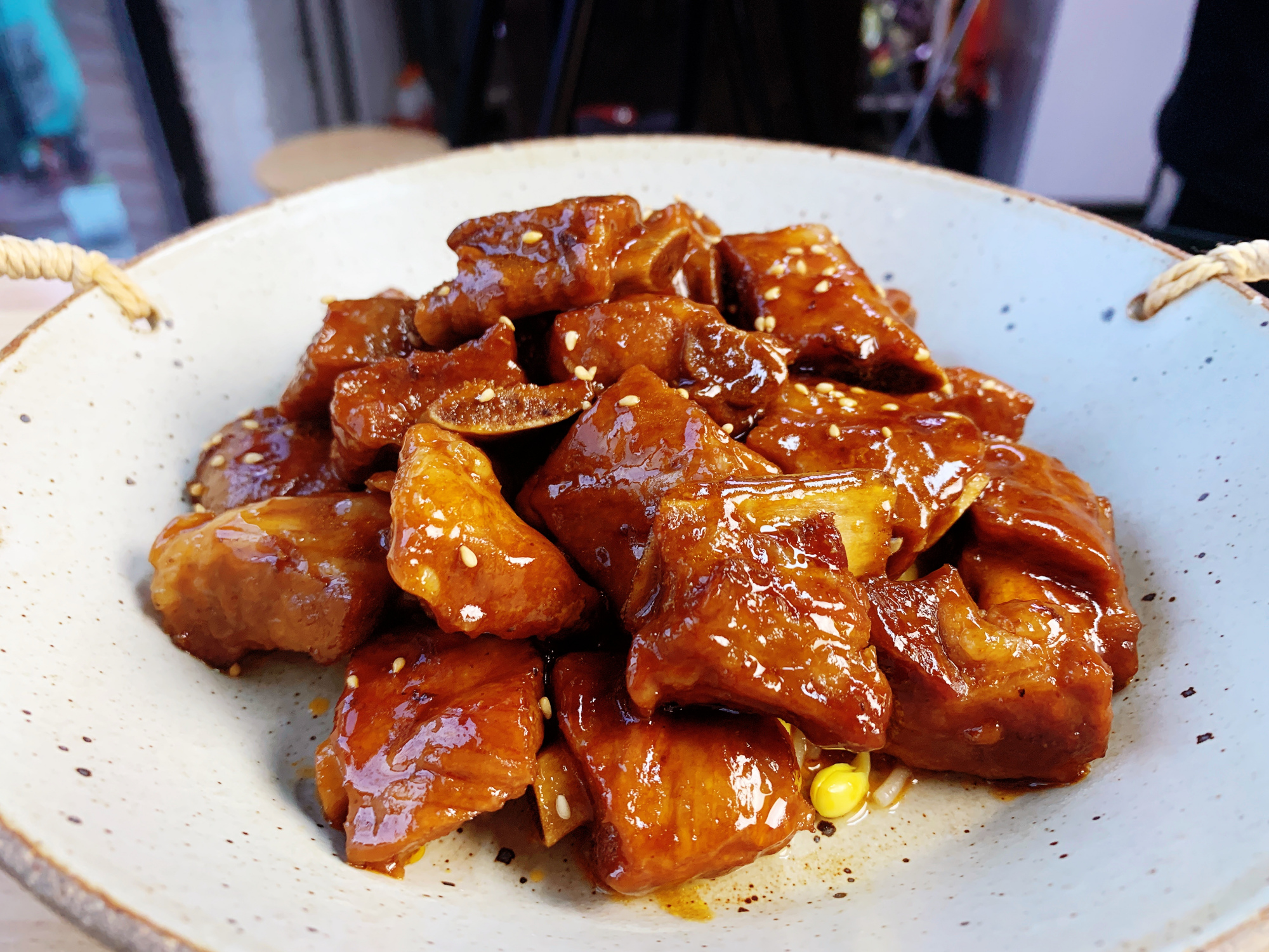 藤椒口味的排骨你试过吗?用啤酒炖肉更烂更入味